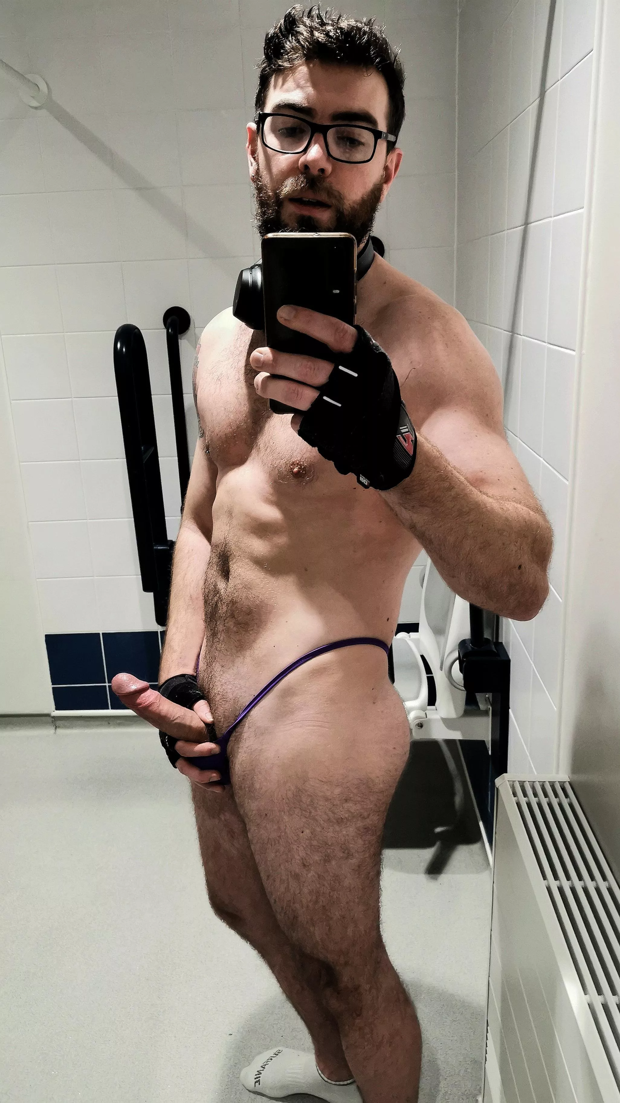 Ready to shoot ropes [35]