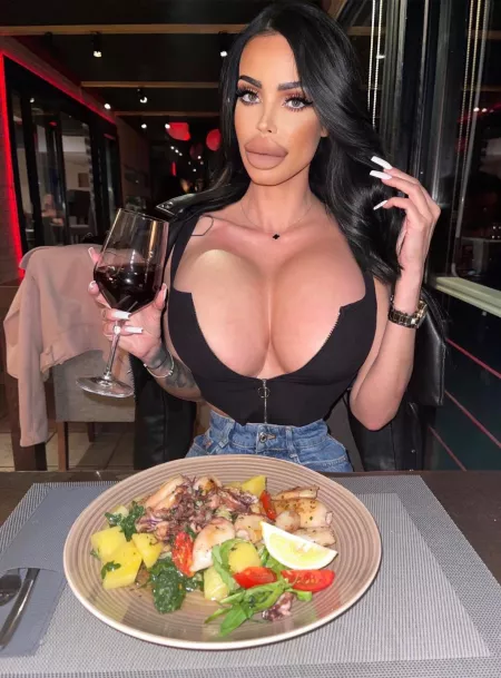 Real Silicone Bunny deserves to be worshipped πππ