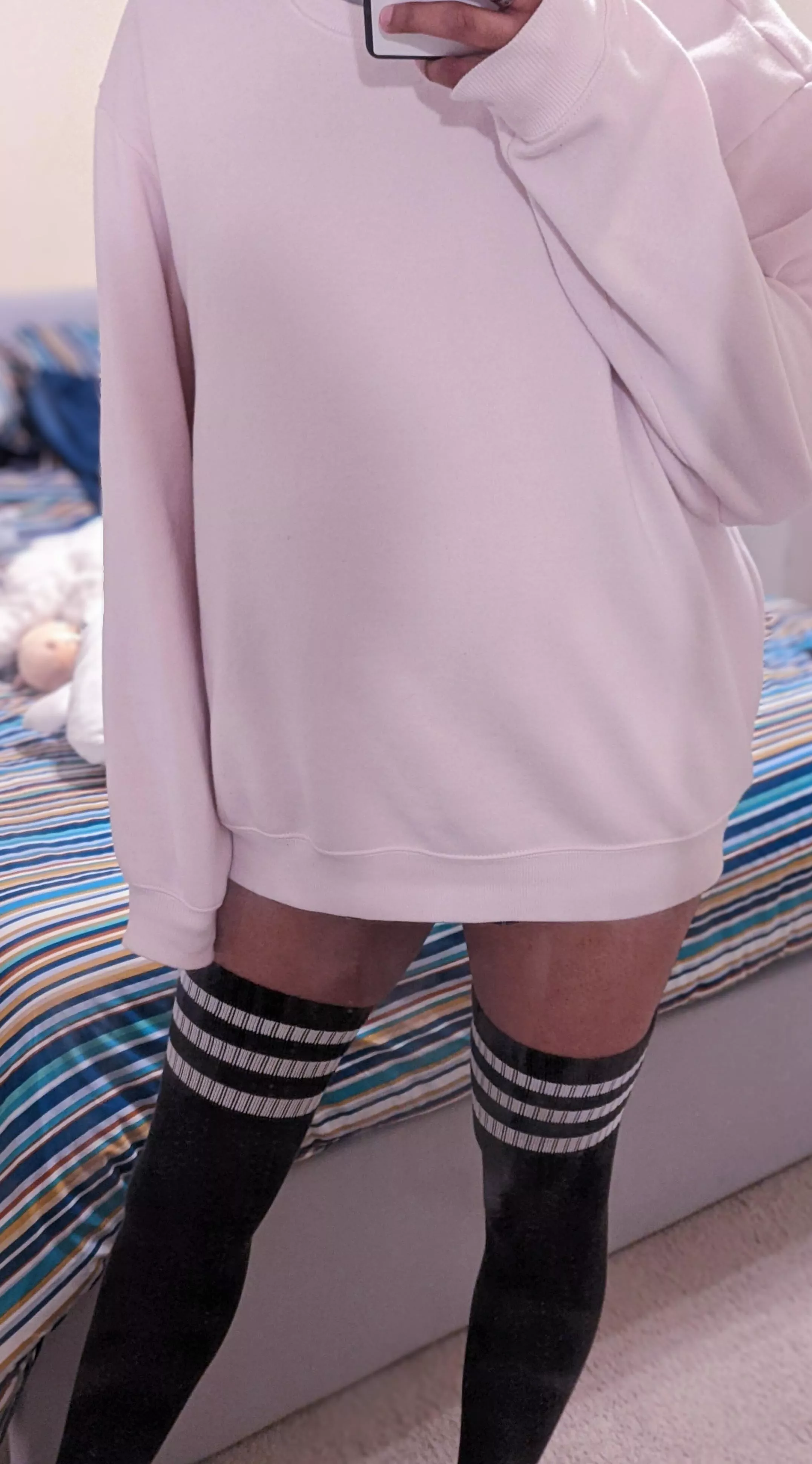 really anxious to post >w< hope people like brown femboys too!