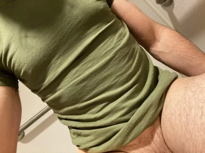 Really hope someone in here is in my unit… (hint: I’m on a det right now and leaving to go hole in less than a week) hit me up!! Really hope someone in here is in my unit… (hint: I’m on a det right now and leaving to go hole in less than a week) hit me up!!