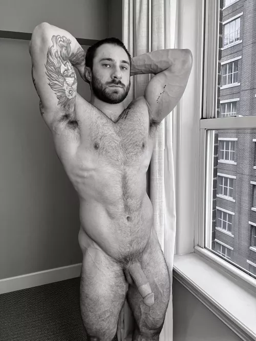 Really hoping someone across the street saw me taking this 🥵