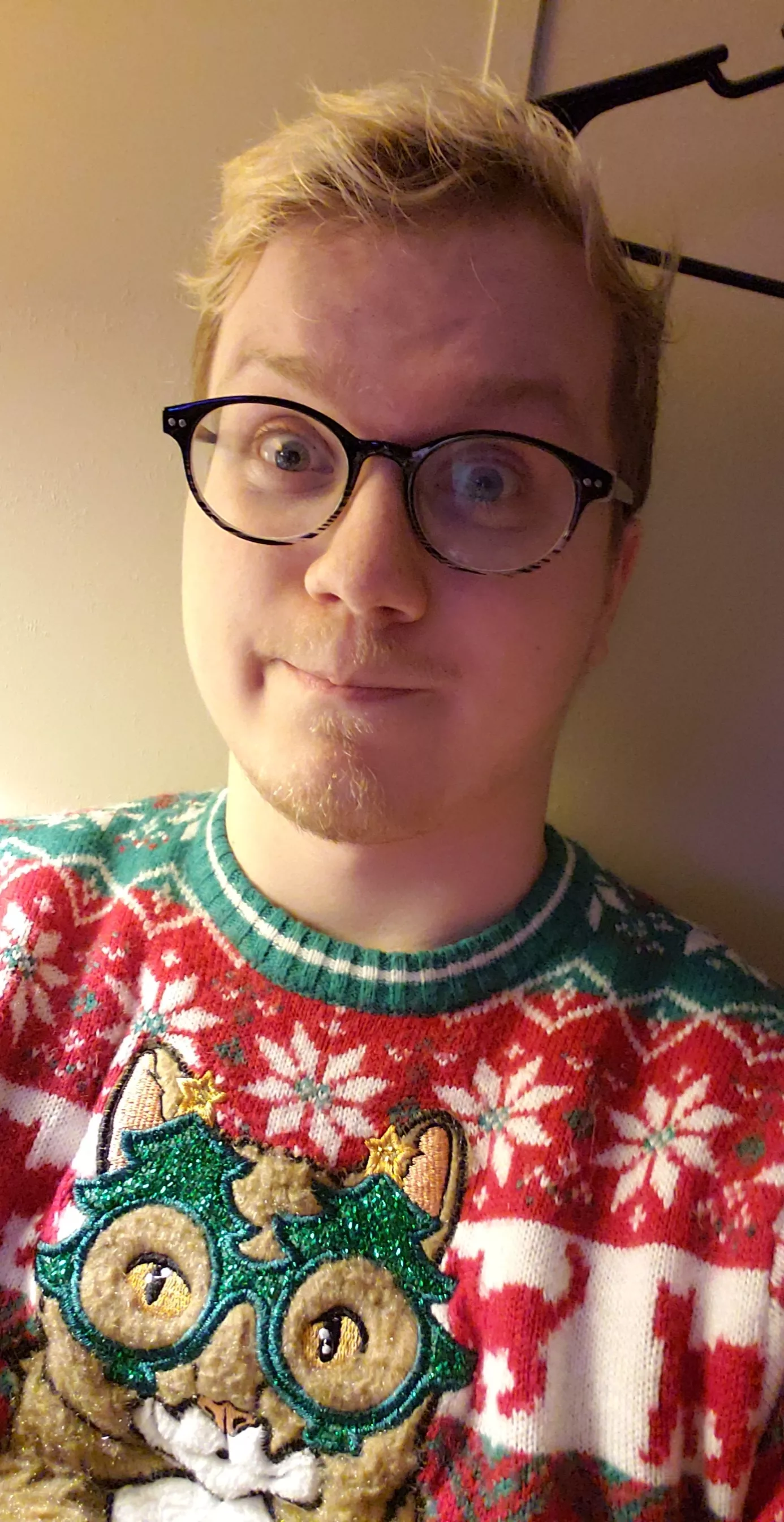 Recently single again. Would love new gaming/MTG friends. Don't be afraid to say hi~