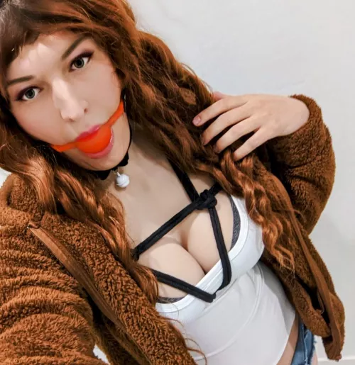 Red gag with a chest tie