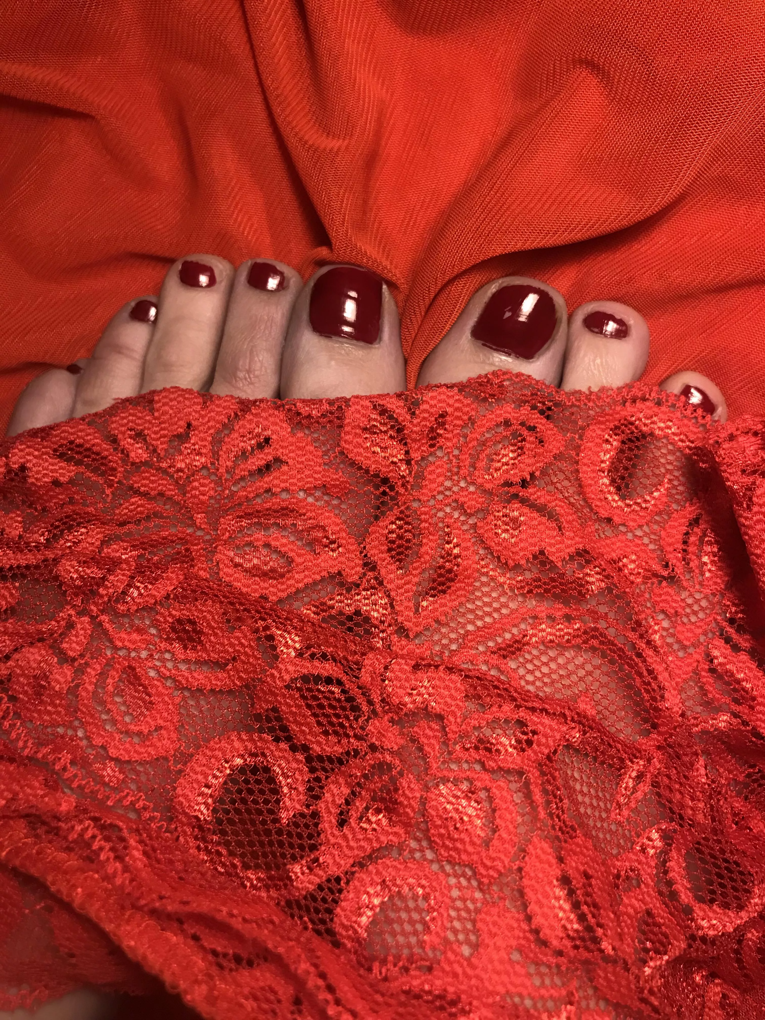 Red lace tootsies