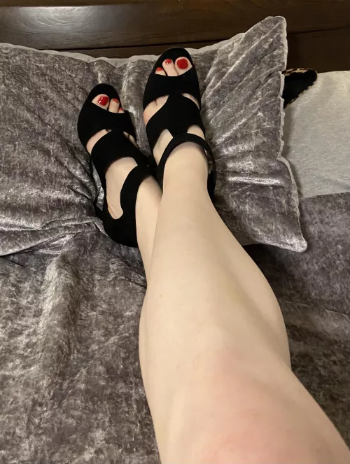 Red making my toes pop Red making my toes pop