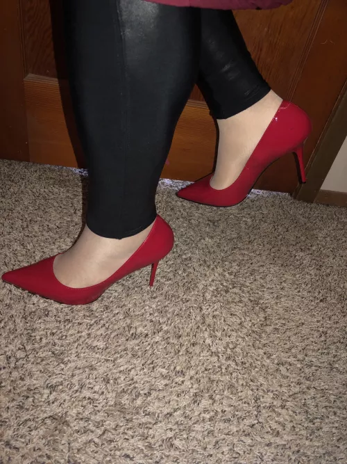 Red pumps for today. π