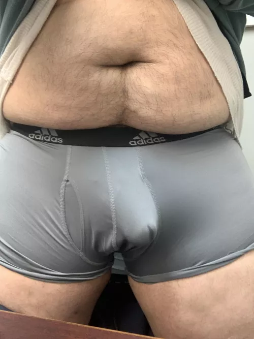 Reddit had me leaking today