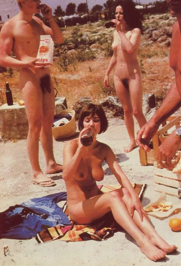 Refreshments at the beach Refreshments at the beach
