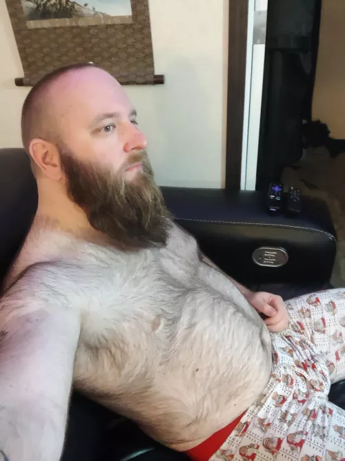 Relaxing, listening to some music (35)