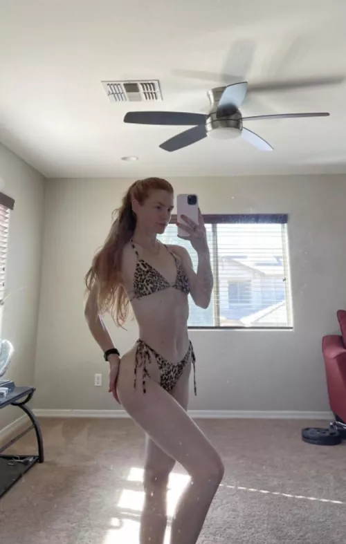 Reminiscing on the summer by trying on a suit βΊοΈβοΈ Reminiscing on the summer by trying on a suit βΊοΈβοΈ