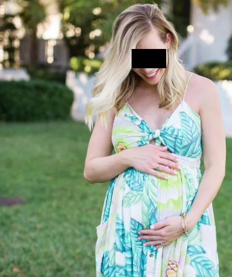 Removed my last post because some people made good points. So here's one from a photoshoot I made hubby spend about $400 on. Of course baby daddy didn't spend a cent! 😂