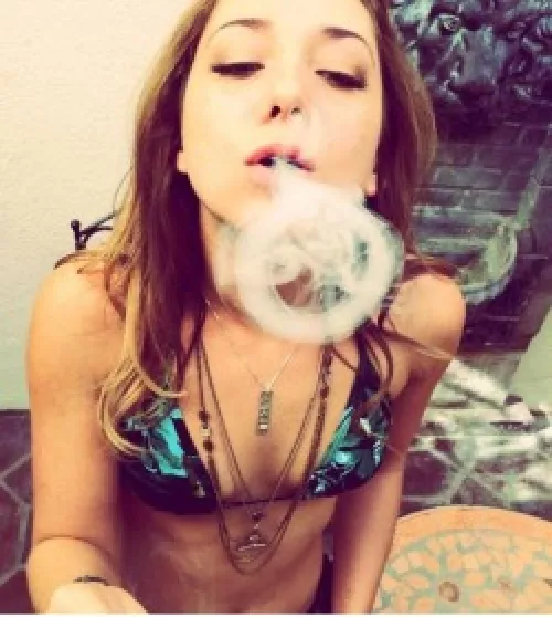 Remy smoke a dope