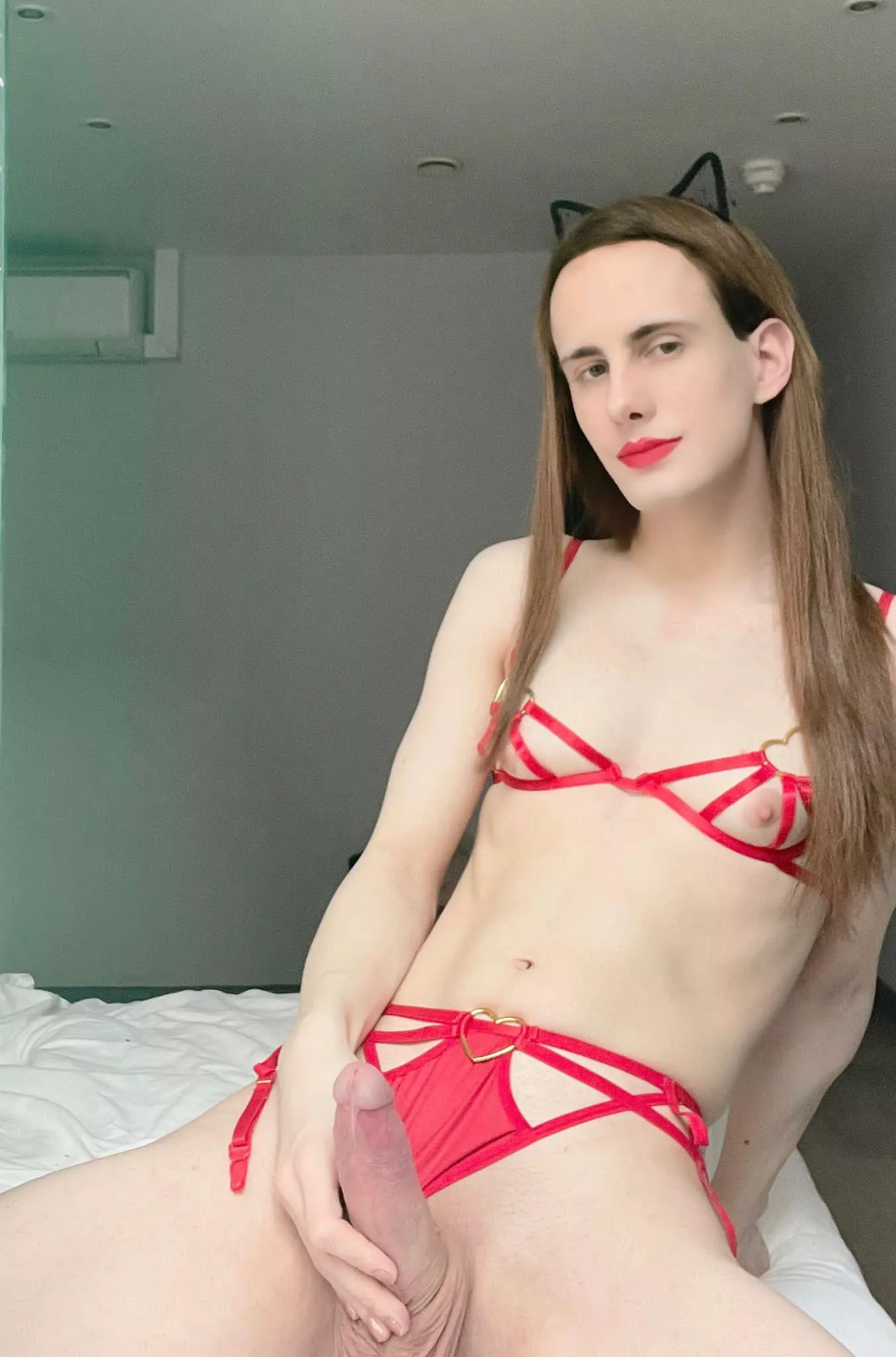 Repeat, I’m sorry that I was naughty mistress. I won’t do it again. Then continue to deep throat 🍌💦