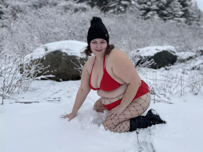 Repping Canada with my red and white ππ¨π¦βοΈ do you like snowbunnies?