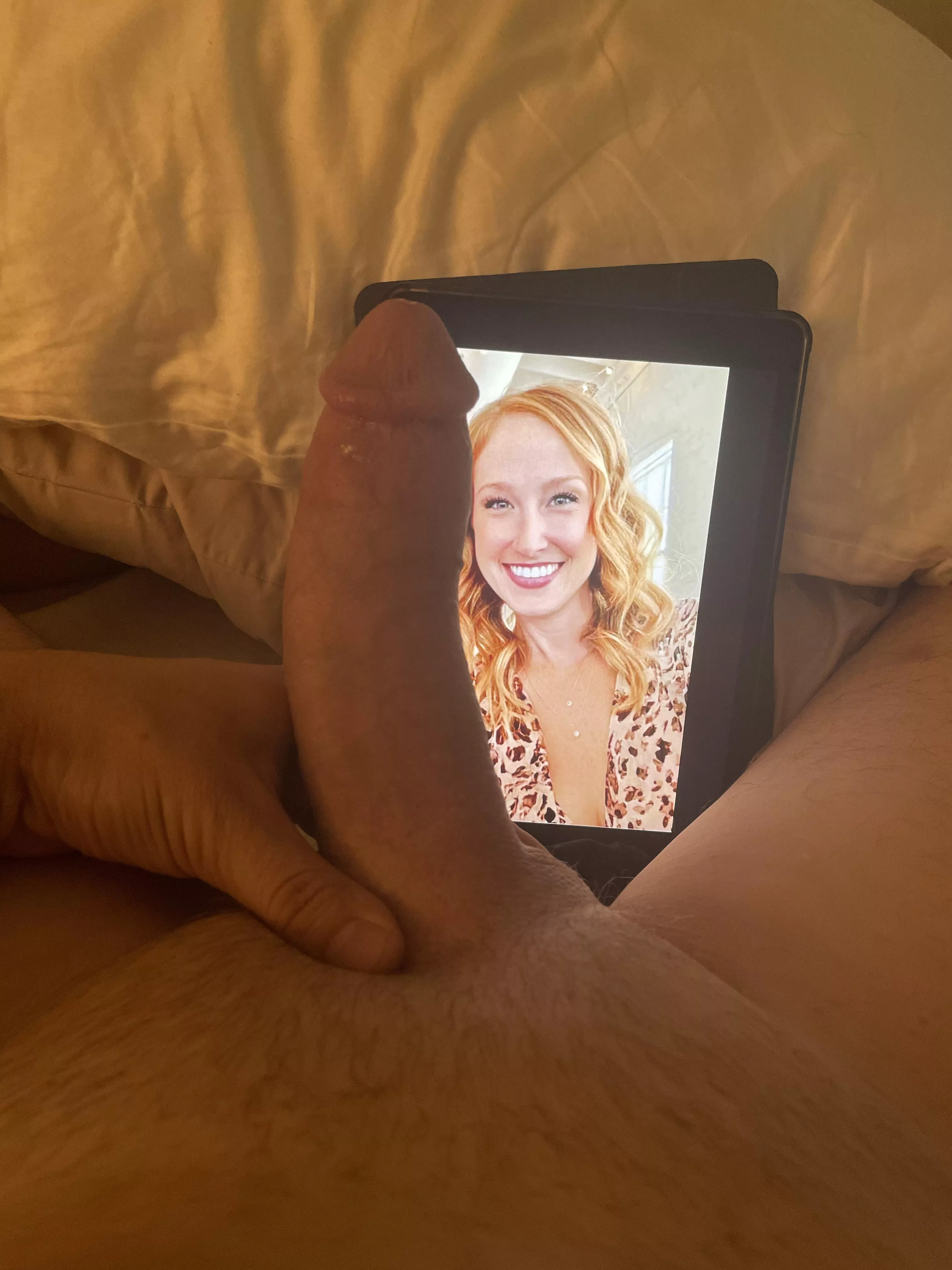Requested tribute to a sexy redhead. Kik is thg82754 Requested tribute to a sexy redhead. Kik is thg82754