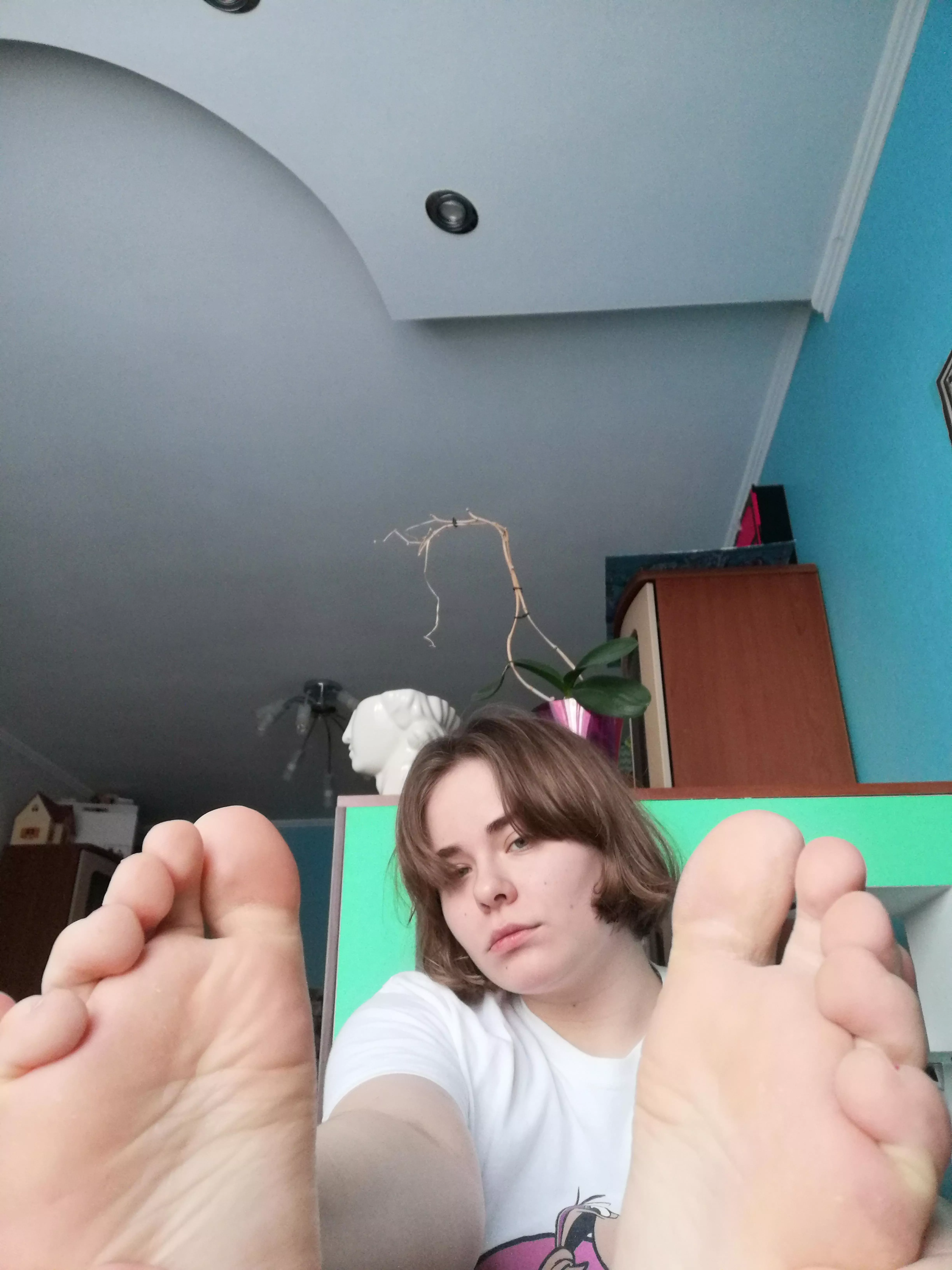 Right in ur mouth Right in ur mouth