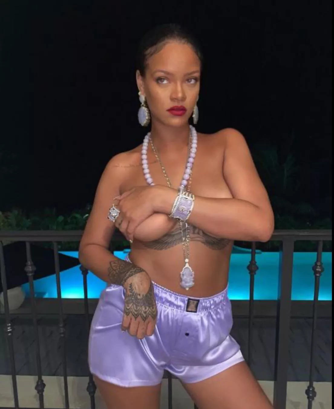 Rihanna has an iron hold on my heart, if someone rp’s as a dominant Rihanna I’ll obey every command without question Rihanna has an iron hold on my heart, if someone rp’s as a dominant Rihanna I’ll obey every command without question