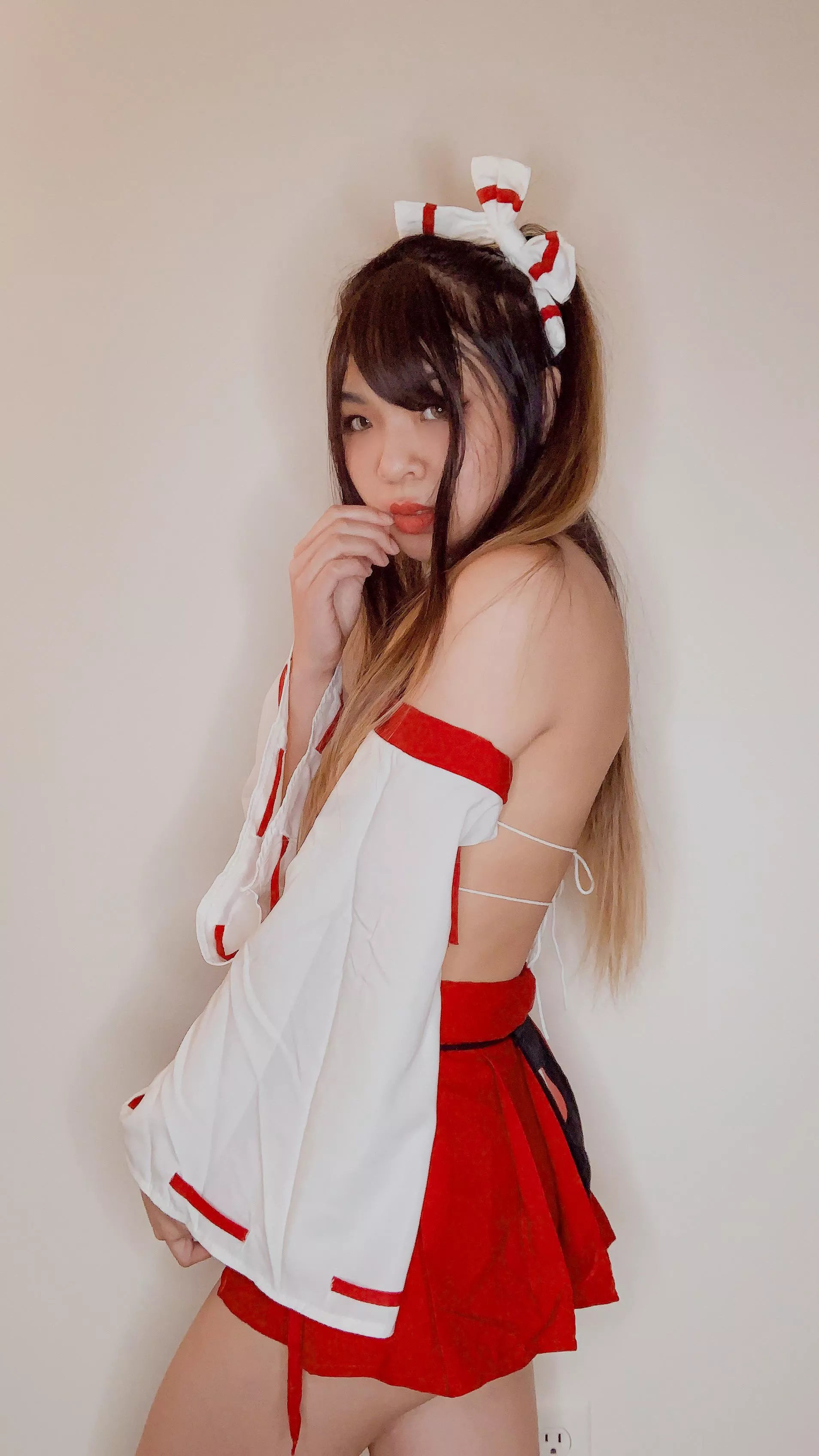 Riisenpaii: Let this shaman heal your Monday blues β¨ Riisenpaii: Let this shaman heal your Monday blues β¨