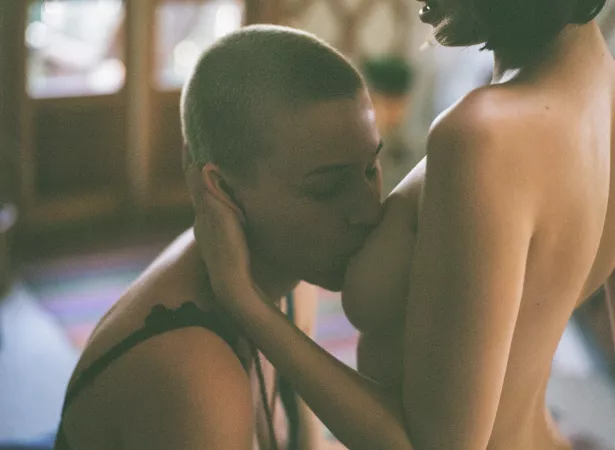 Riley Nixon and Liara Roux