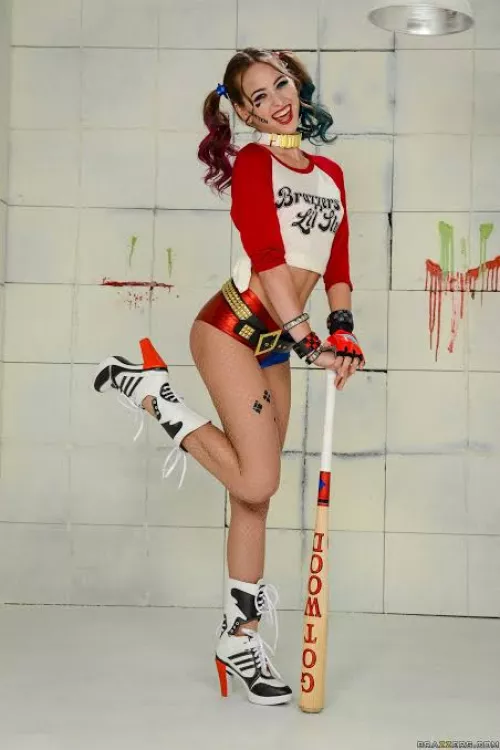 Riley Reid as Harley Quinn