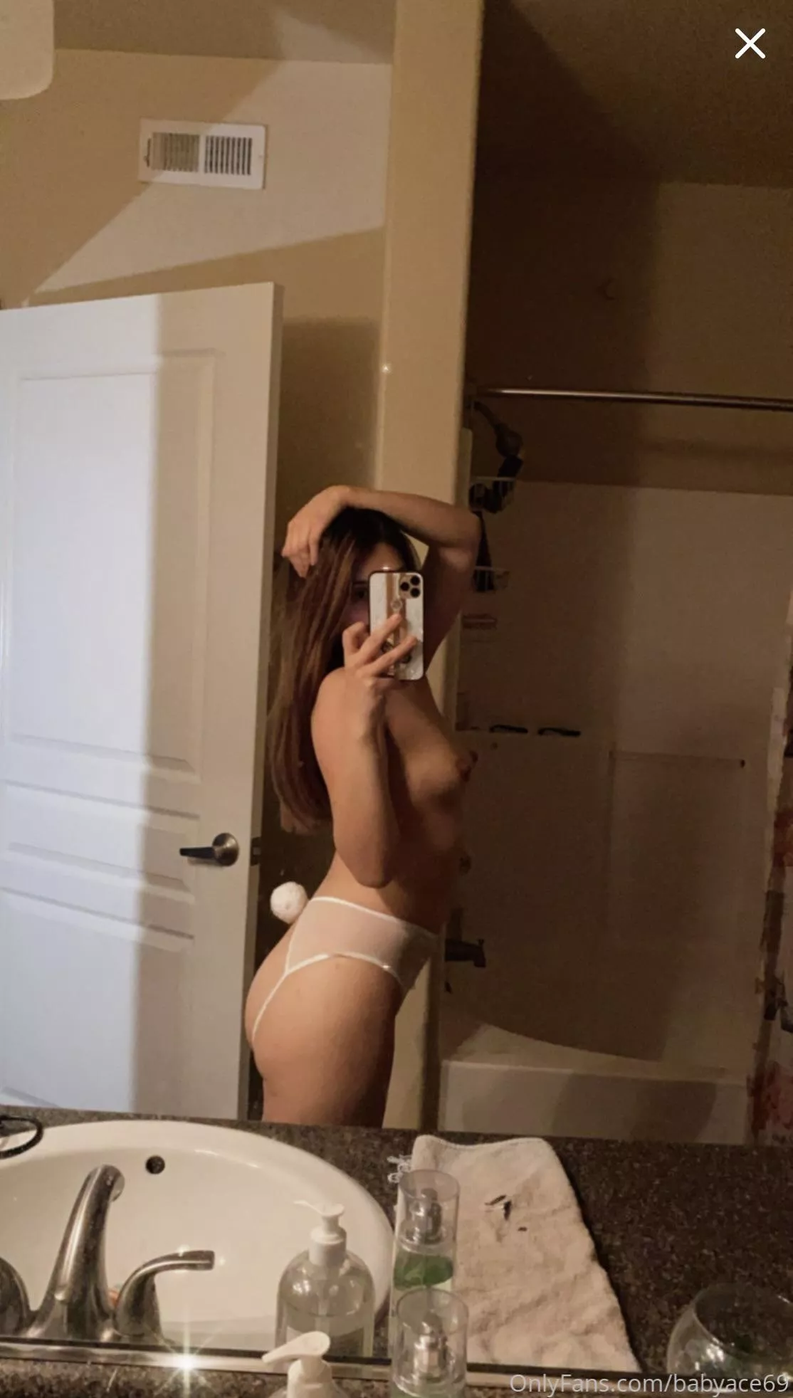 Rip off my lingerie with your tongue daddy ??