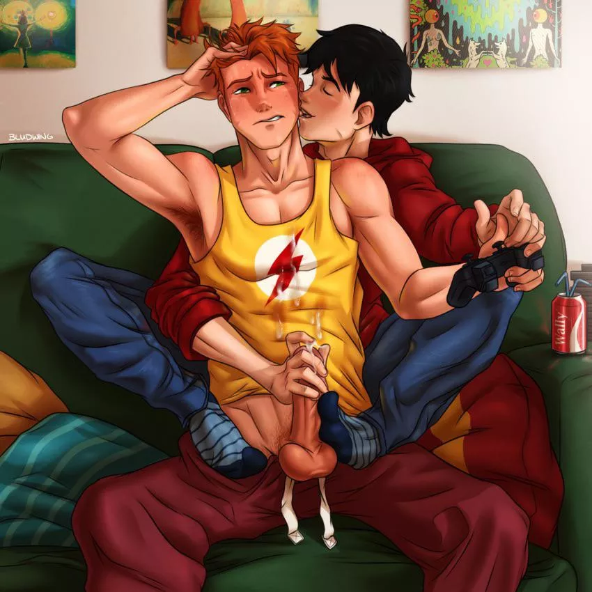 Robing and Kid Flash make out on the couch (Bludwing) Robing and Kid Flash make out on the couch (Bludwing)