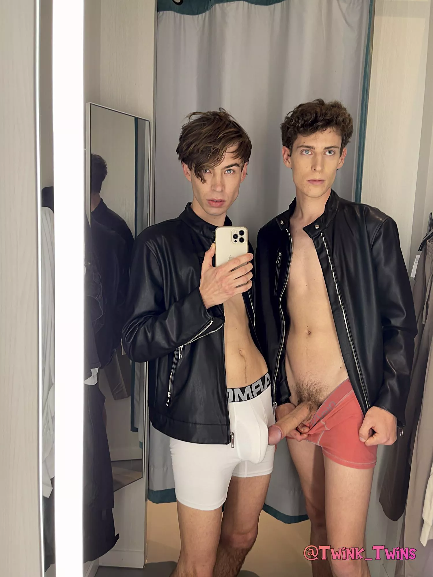 Rocked and ready for tonights upload 💦