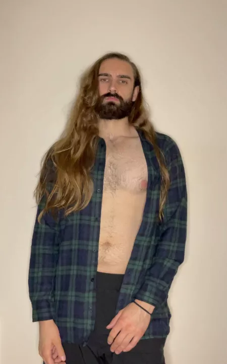 Rocking the flannel🤘 Rocking the flannel🤘