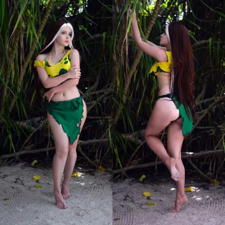 Rogue, beach, hotness - which side you like more? Rogue, beach, hotness - which side you like more?