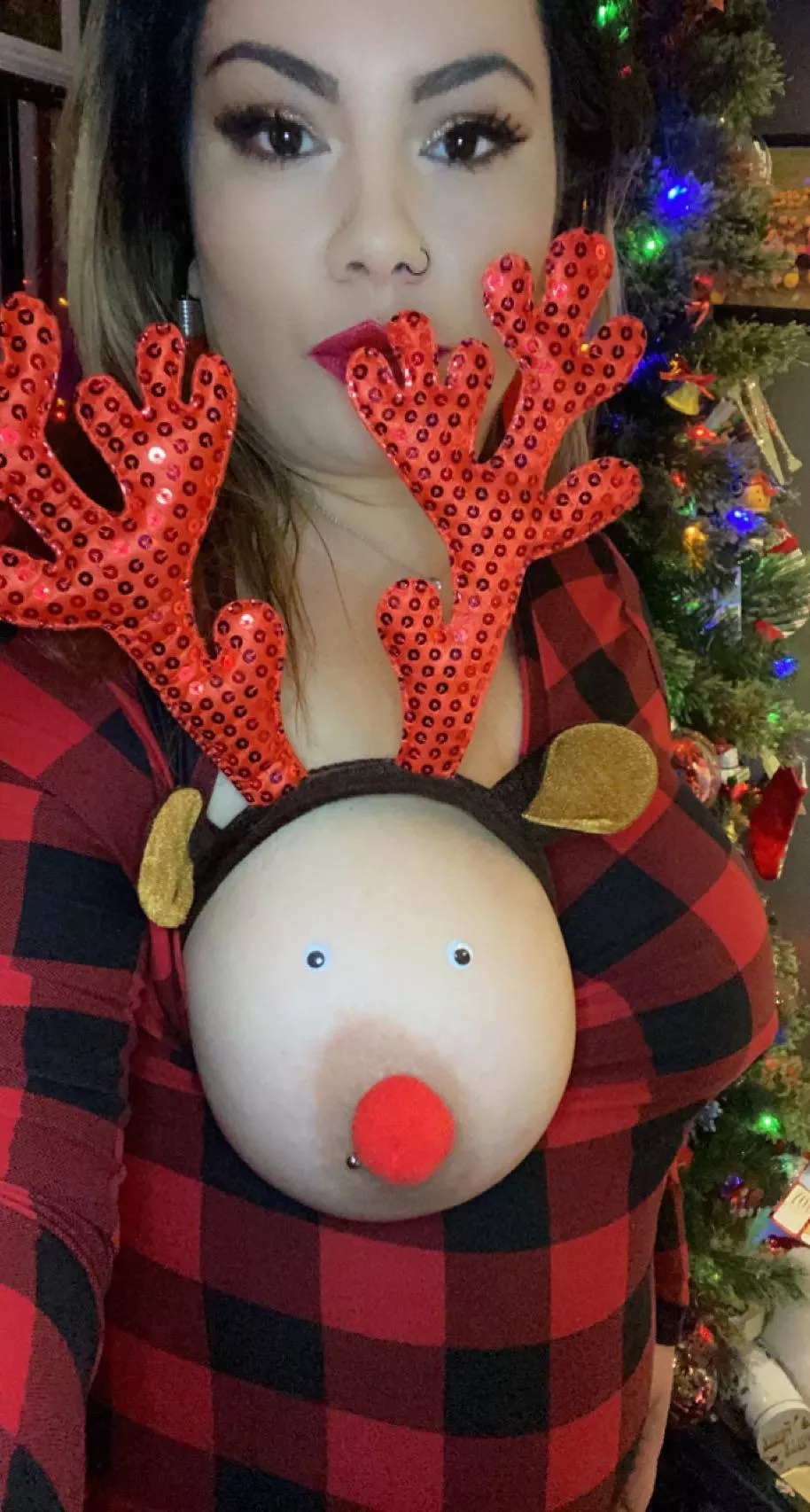 Rudolph Says Merry Christmas Nudes Nipples NUDE PICS ORG