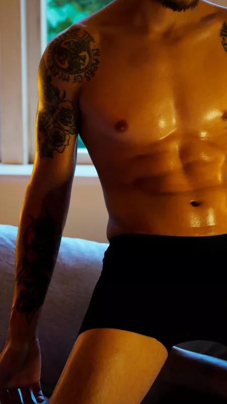 Run Your Fingers Down My Chest π