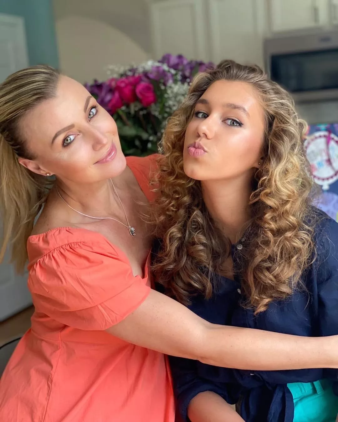 Rusas en chicago 🌸 Rusas en chicago 🌸