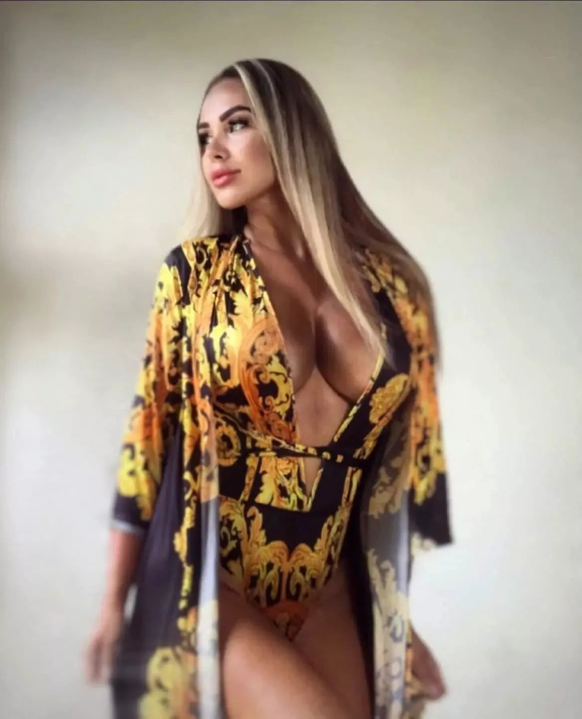 Sabina (@sabinaau.fan) [instagram]