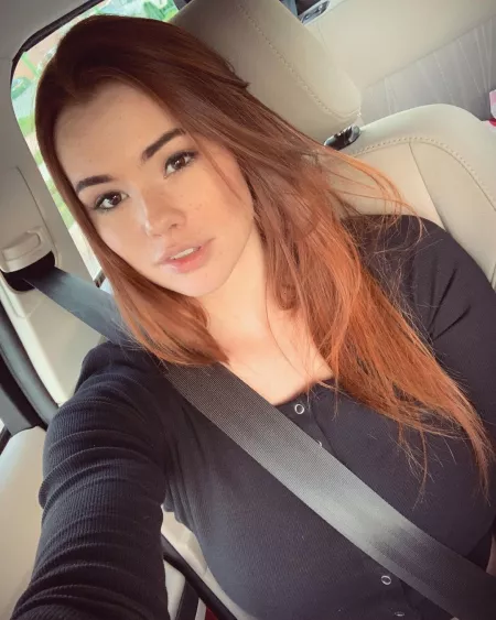 Sabrina Lynn Sabrina Lynn