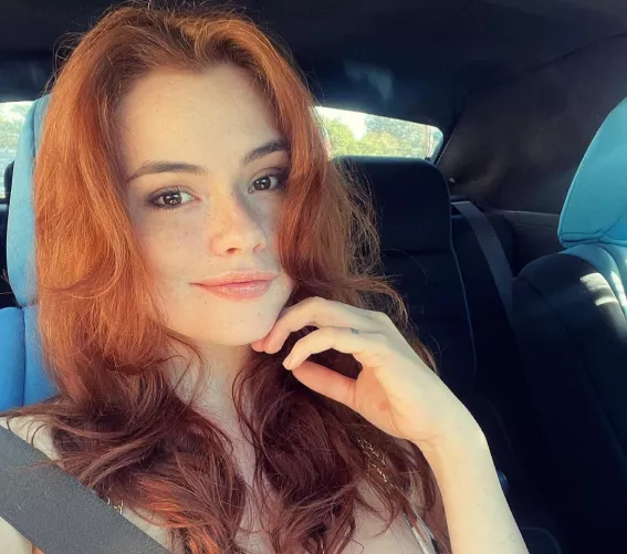 Sabrina Lynn Sabrina Lynn