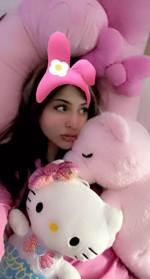 saddes pwincess ever😭😭 no dada will ever truly care for her 💔