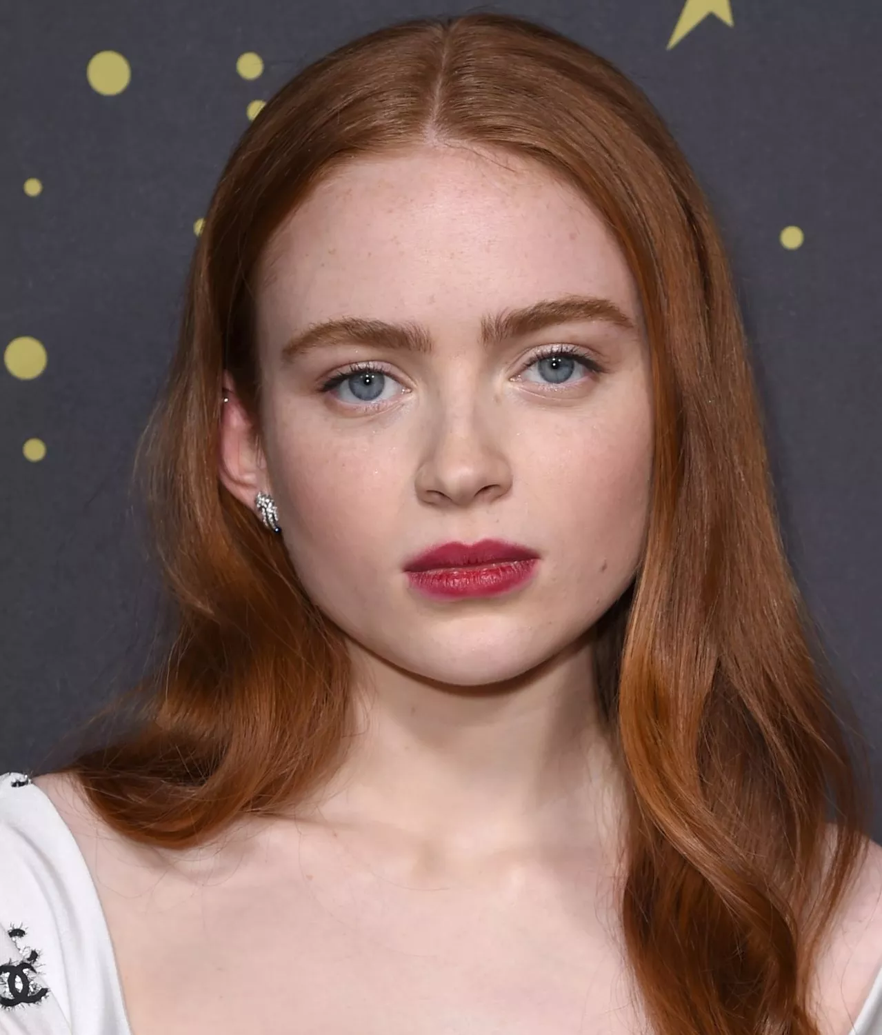 Sadie Sink has a pretty face (11/05/2021) Sadie Sink has a pretty face (11/05/2021)