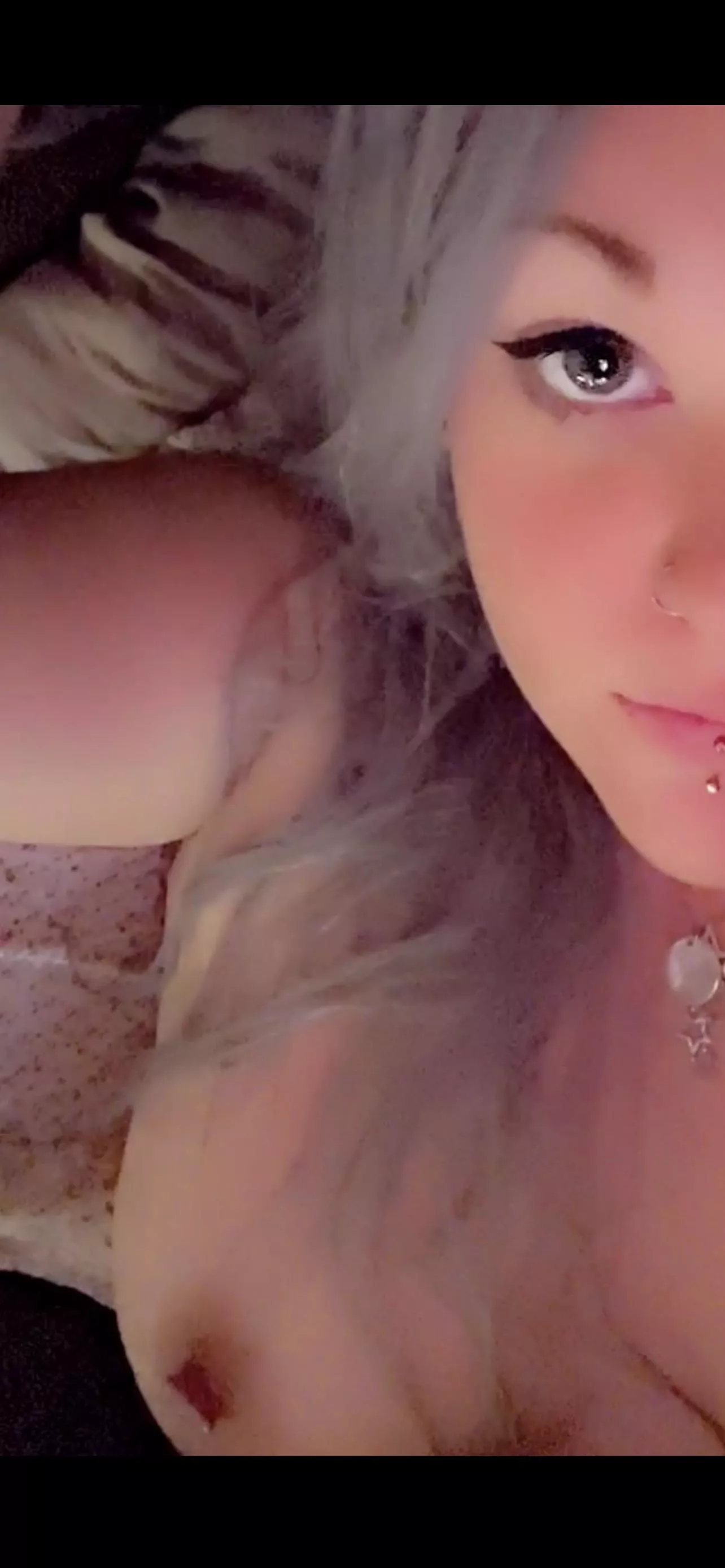 Said you would never give up easy ..✌️Combat baby, come back ✨😻 (F)