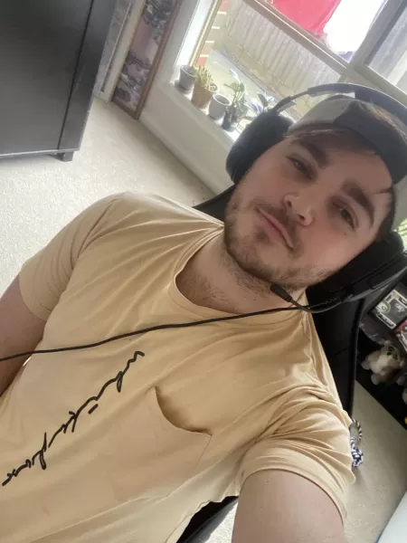 Same top as yesterday coz lockdown life Same top as yesterday coz lockdown life