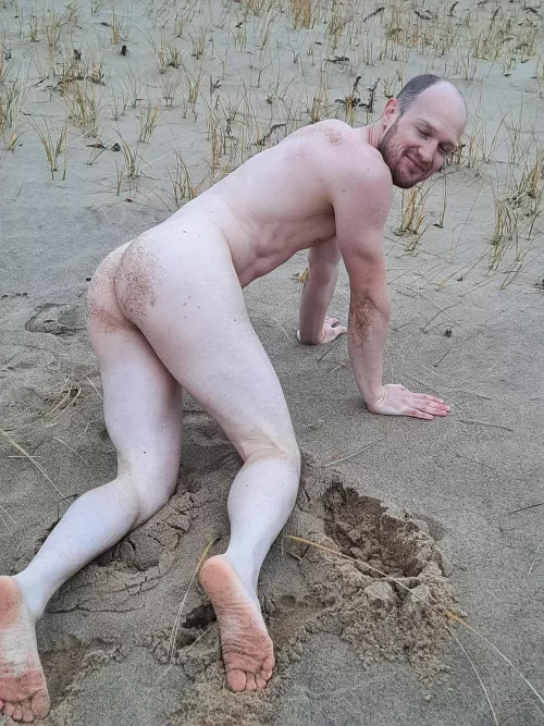 Sandy bottom Sandy bottom