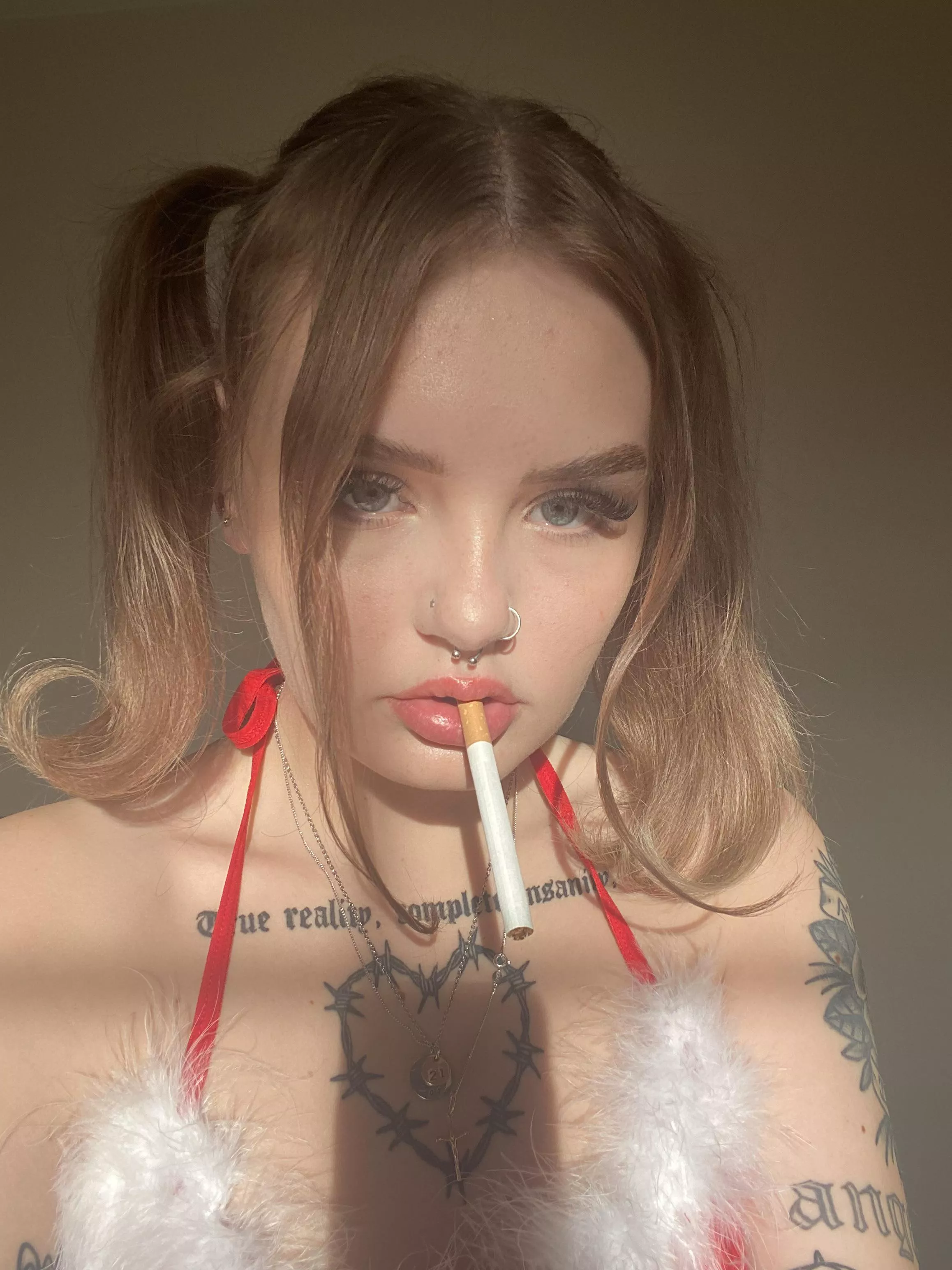 santaโs smoking slut๐ santaโs smoking slut๐