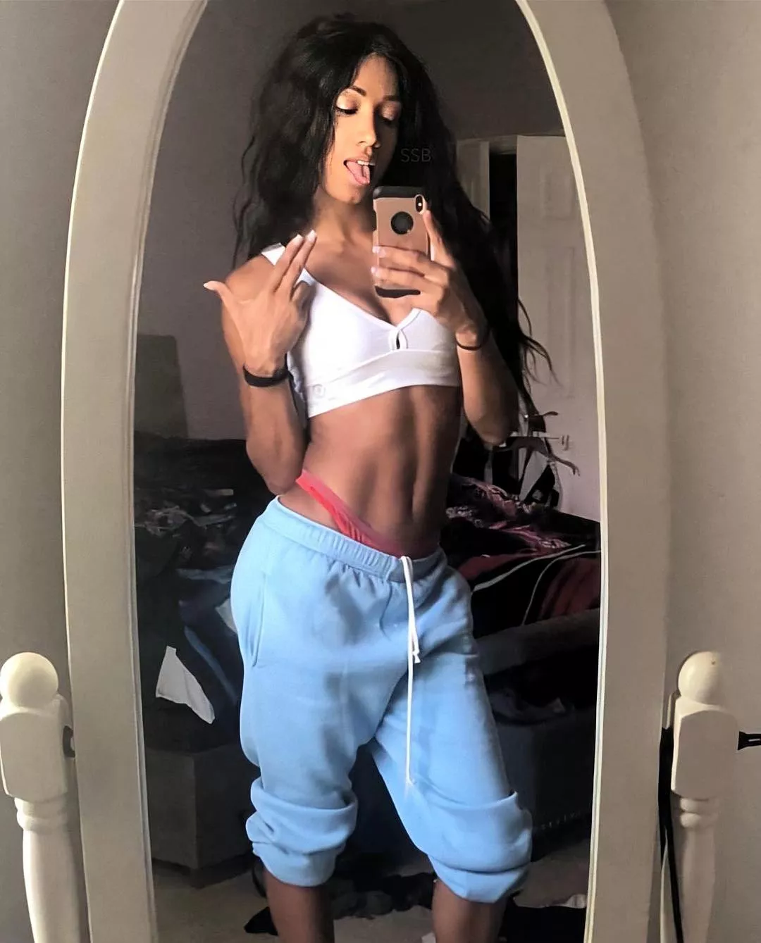 Sasha banks with that pink throng view