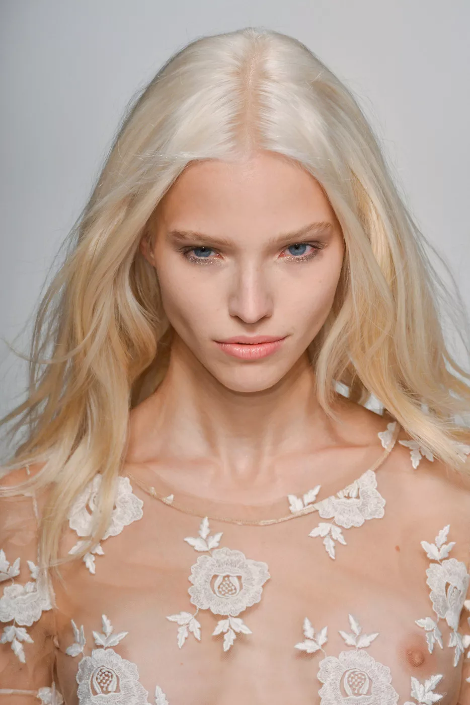 Sasha Luss Sasha Luss