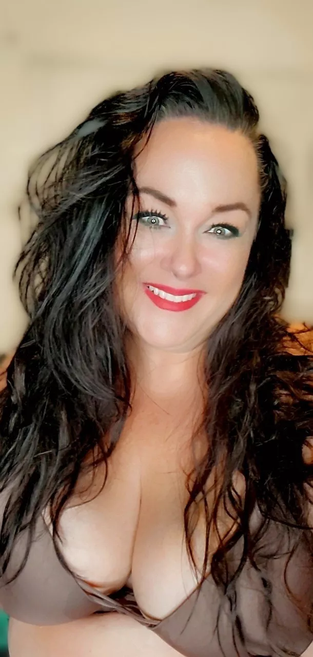 Saturday smiles luvs! 💋