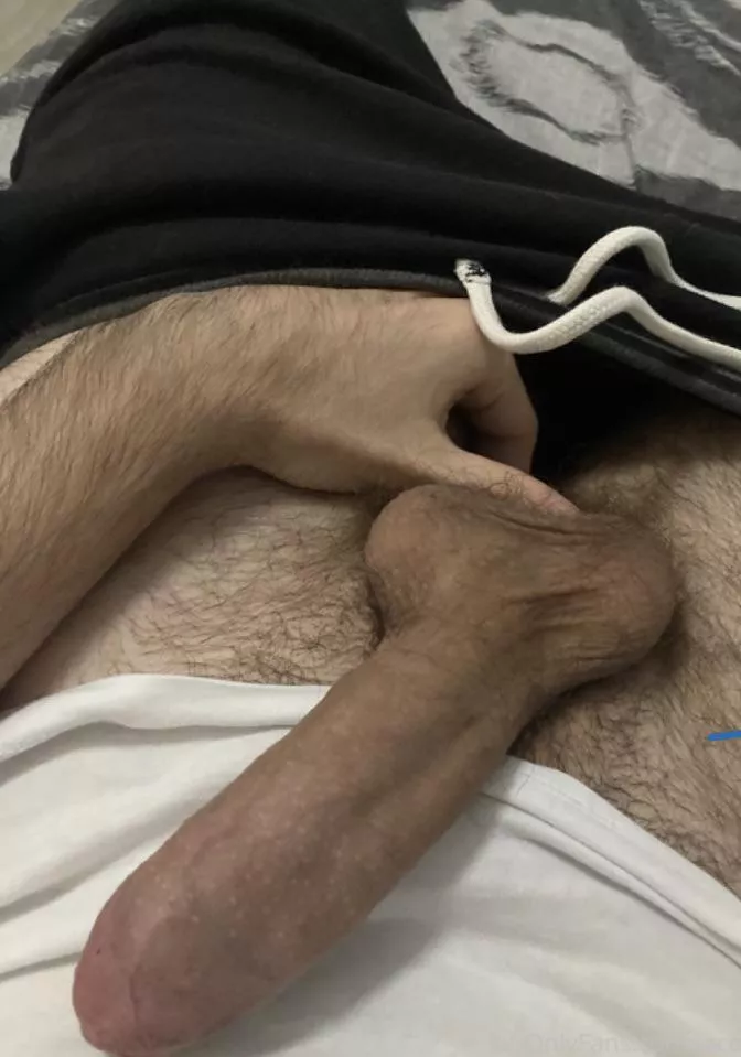 Say hello to my dick 🥵🥵