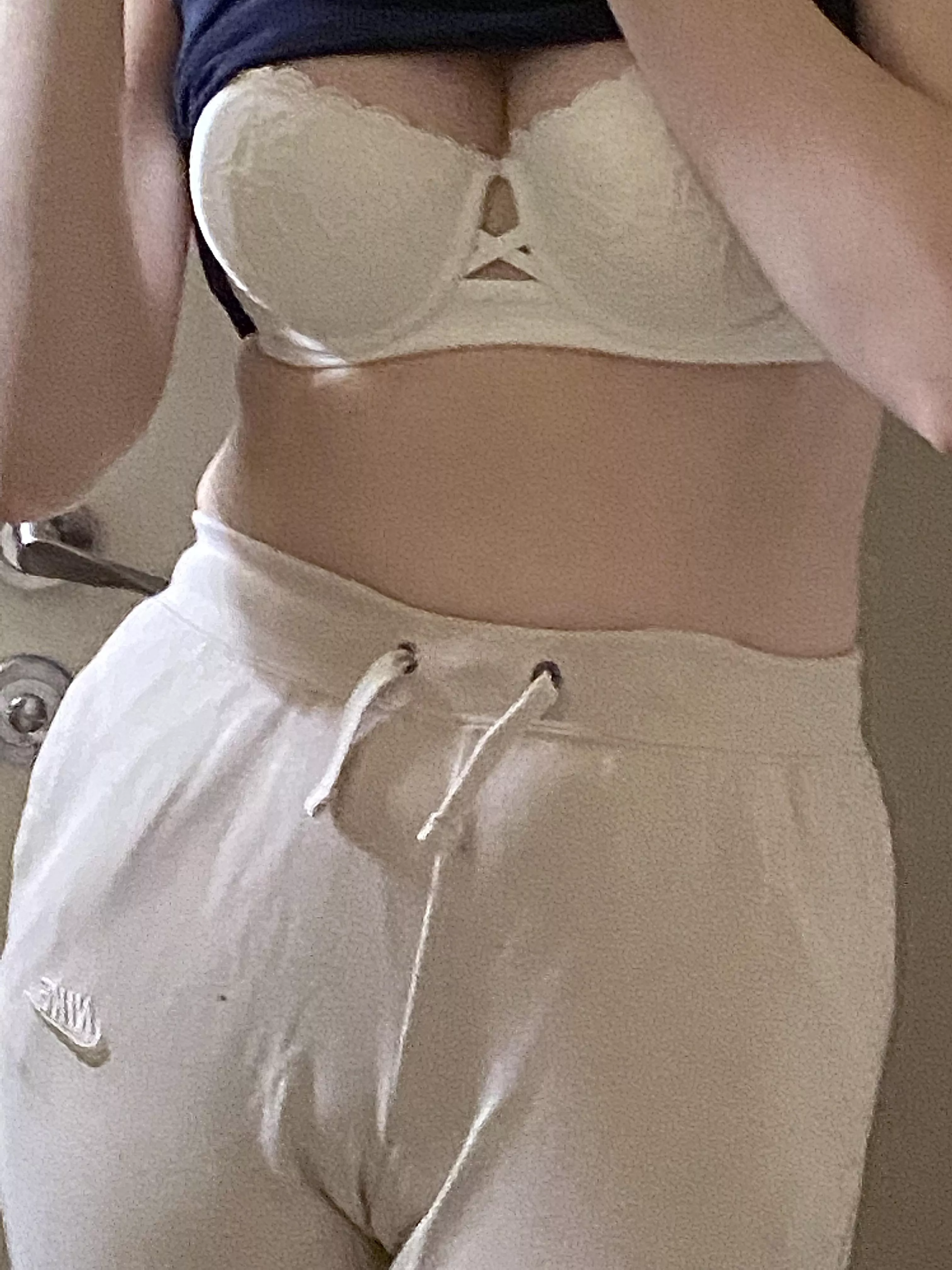 say heyy in the comments😘😘f(19)