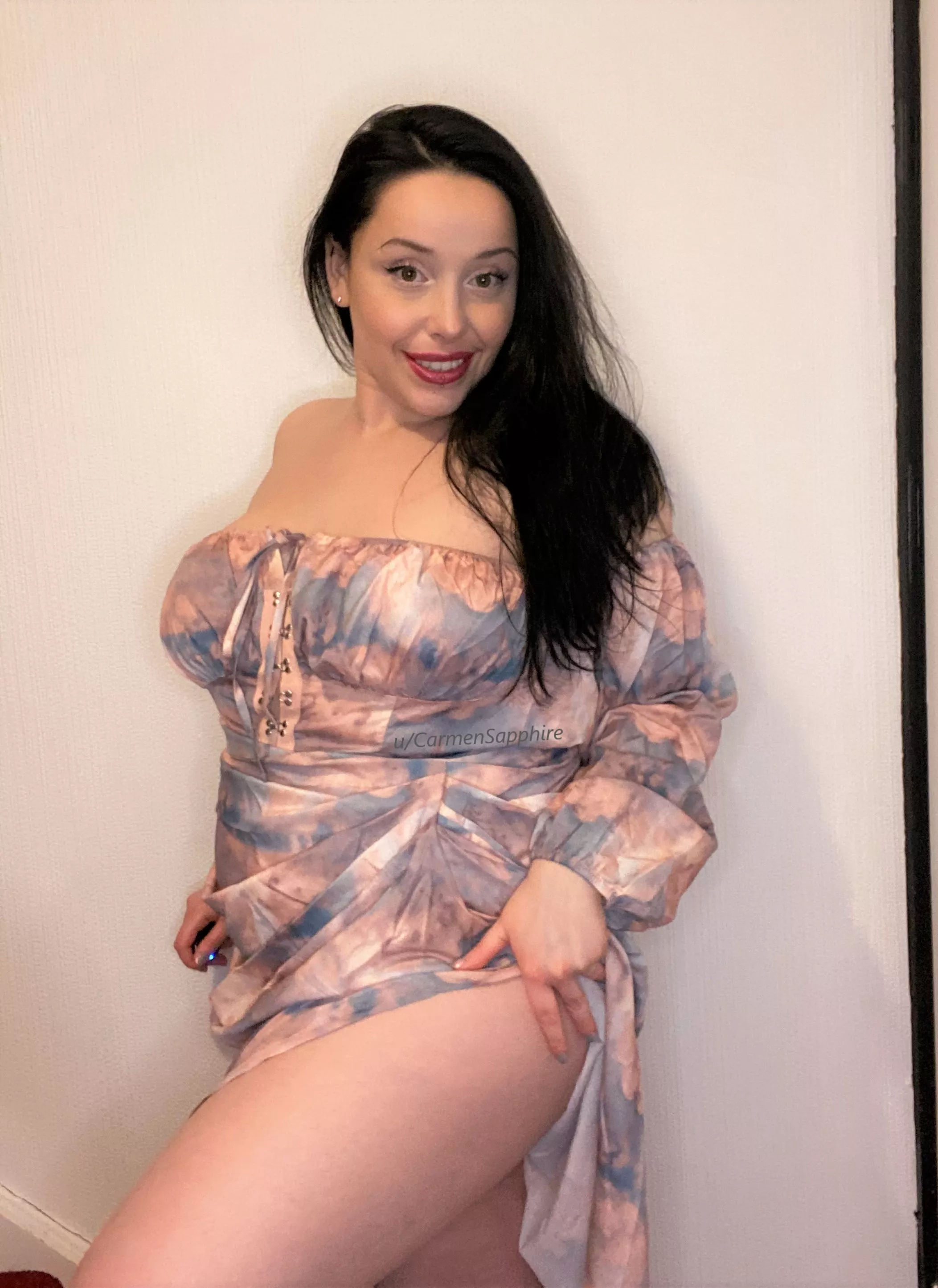 Say hi if you'd fuck me🧡