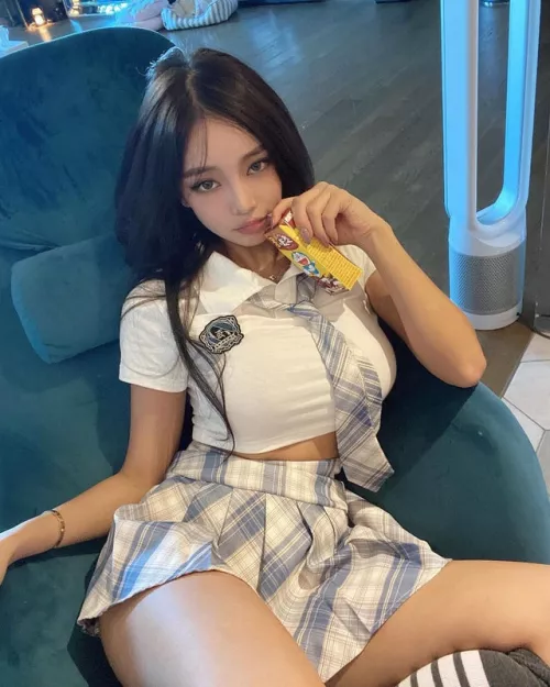 Schoolgirl Schoolgirl