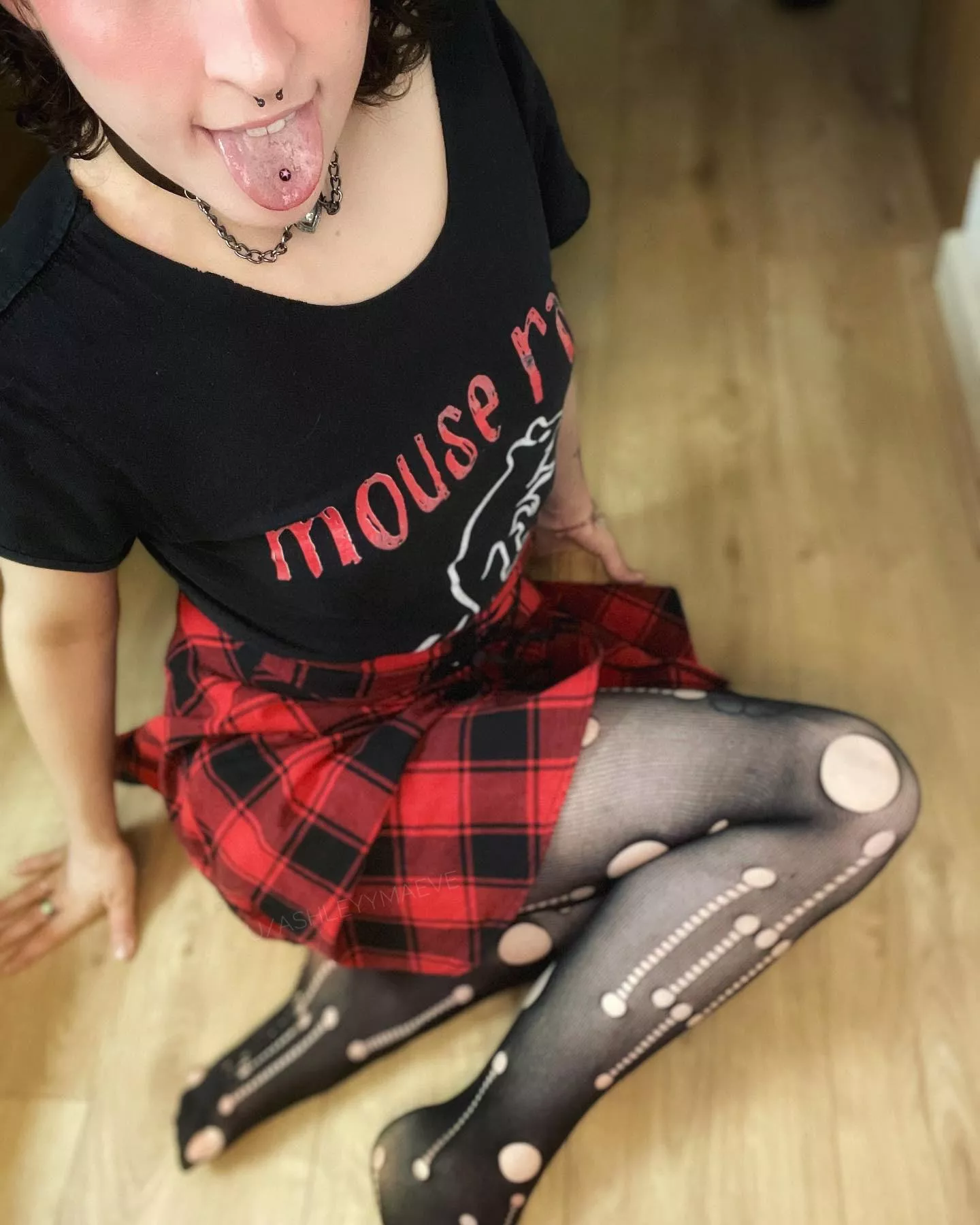 Sci-fi fishnets 😜 Sci-fi fishnets 😜