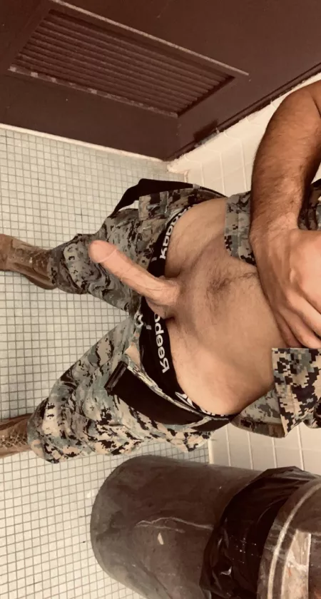 Scrolling through Reddit and this happens Scrolling through Reddit and this happens